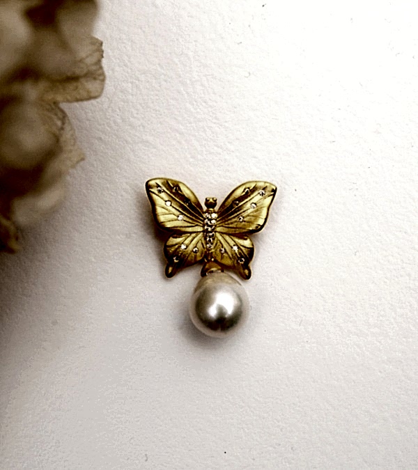 El Yapımı Tasarım Gümüş Broş Kelebek Tasarımlı İncili