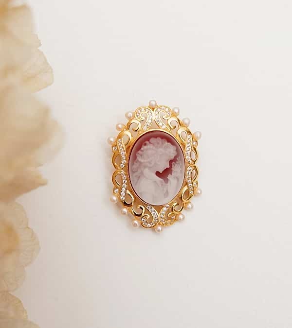 El Yapımı Tasarım Gümüş Cameo Broş