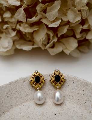 İncili Gümüş Küpe