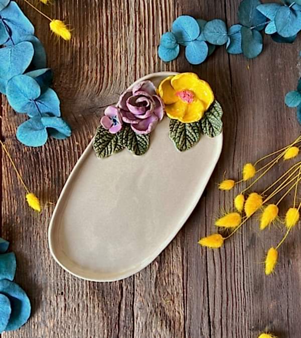 Mor Çiçekli Büyük Oval Kahvaltılık Tabak