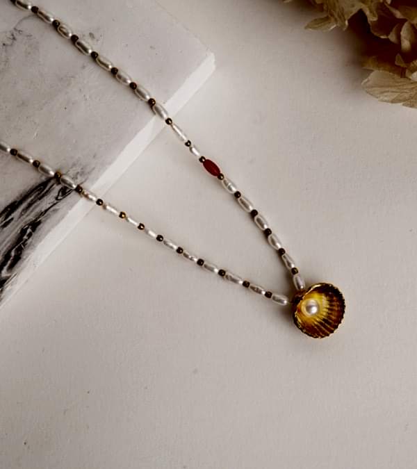 Midye Tasarım İnci Gümüş Kolye