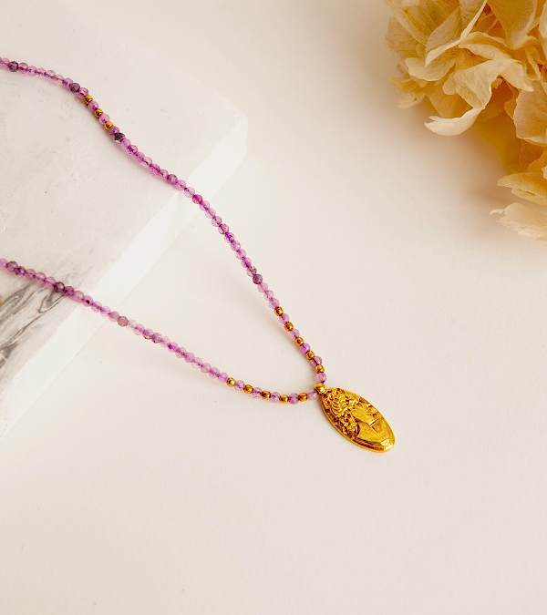 Kadın Figürlü Ametist Gümüş Kolye