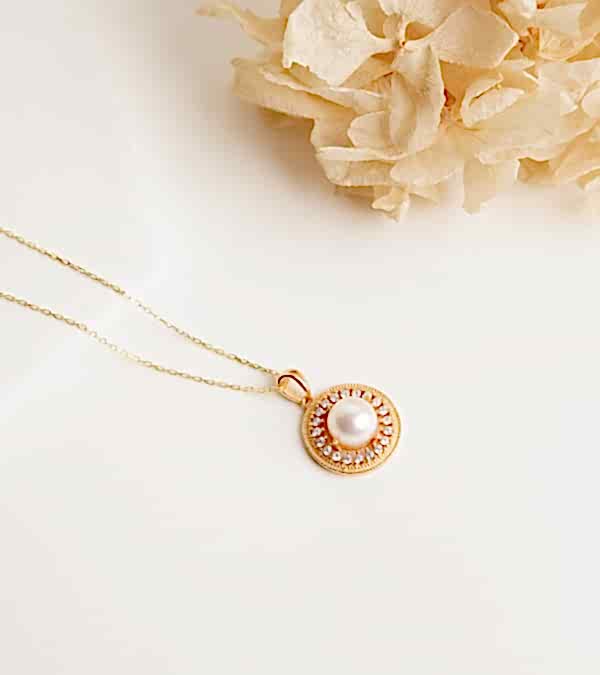 İnci ve Zirkon Taşlı Gümüş Kolye