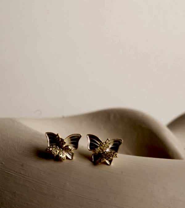 Kelebek Tasarım Gümüş Küpe