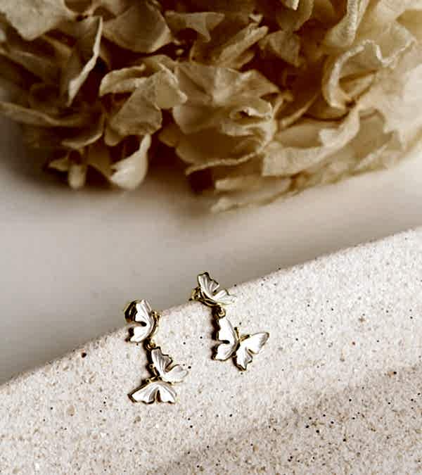 Kelebek Tasarımlı Gümüş Küpe